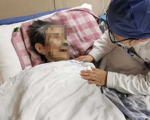 代生双胞胎抱男孩,美国试管婴儿如何避免生化妊娠？_移植冻胚自然周期什么时